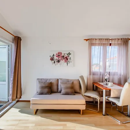 Papic Apartman Vrsi