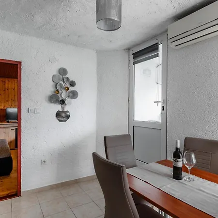 Apartman Papic *
